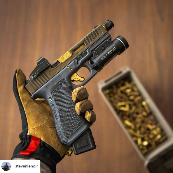 NDZPerformance's tweet photo. #repost @ stevenlenoir on IG
Wow, what a beautiful build π
#glockfeed #glock #glock17 #9mm #pewpewlife #stippling #tacticool #gunsdaily #gunsofinstagram #gunchannels #2a #G17 #glockgen4 #weaponsfantatics #glockperfection #glocksdaily #gucciglocks #ndz https://t.co/xWhGlfJxd6