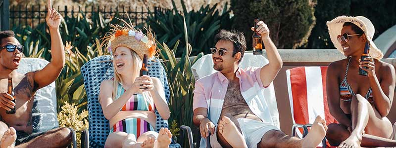 New #SPSPblog: Do You Really Feel Better When You Act More Extraverted? by Evy Kuijpers <a href="/PickfishJen/">Jennifer Pickett, PhD</a> <a href="/wille_bart/">Bart Wille</a> &amp; Joeri Hofmans ow.ly/iDeH50FPd6b