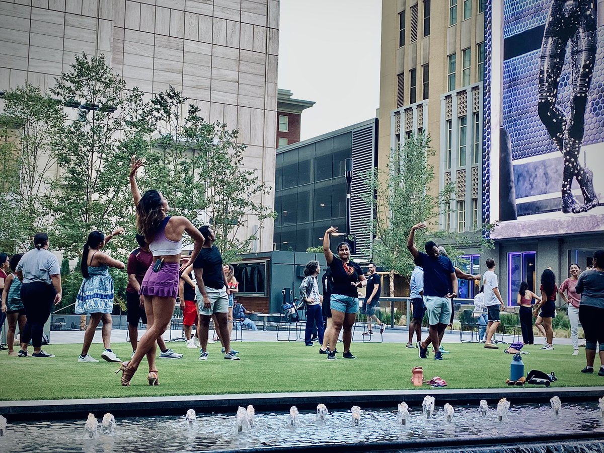 Salsa in the District was a hit!! 💃 

#attdiscoverydistrict #lifeatatt #destinationatt #attexp #picoftheday #photography #like #photooftheday #photo #pic #love #pictureoftheday #nature #picture #photographer #art #beautiful #likeforlikes #me #photoofday #downtowndallas