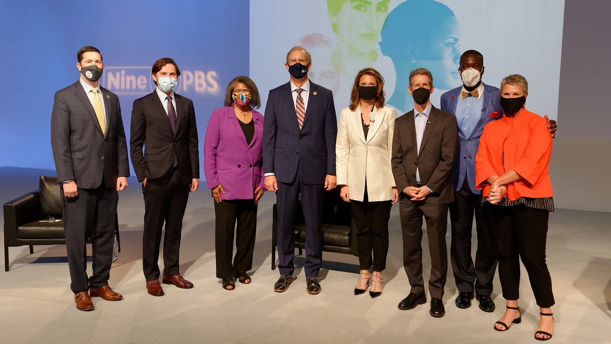 The presenters and panelists thank you for watching the State of the St. Louis Workforce event this morning, live-streamed from the studios of Nine PBS!
Find out more, and download the 2021 full State of the St. Louis Workforce report at stlcc.edu/stlworkforce