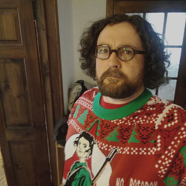 Allan_850's tweet photo. Christmas Clothing for Comrades ✊ https://t.co/Kfs4hIkSlP