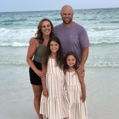 JustinThomas02's tweet photo. #NewProfilePic https://t.co/JlAF6BhMnd
