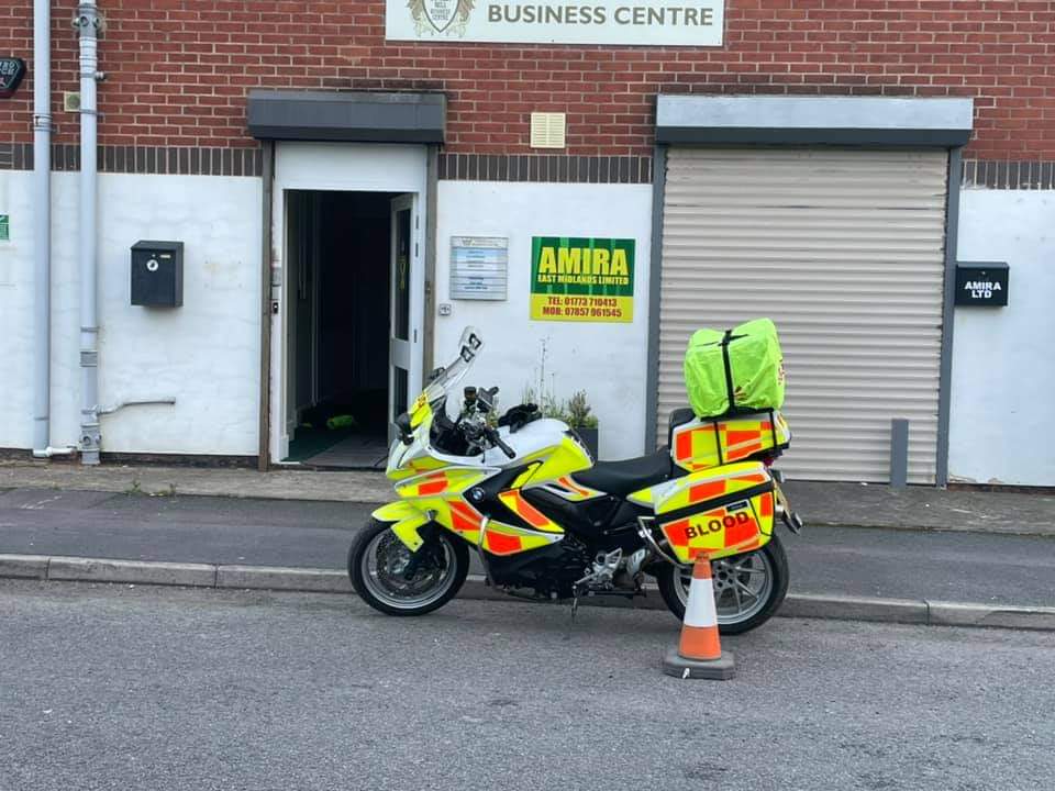60lts collected 
30 ltrs delivered
5 jobs in total

#bloodbikes #milkbankcampaign #nicu #nhs #bloodcars #blooddonation #savinglifes #supportingthenhs #babies #justgiving #donationsappreciated #everylittlehelps #essentialservice
