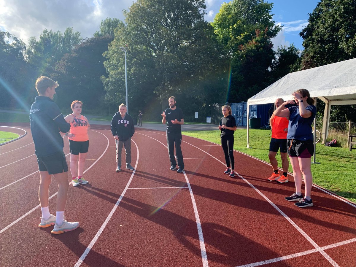 bhamrunproject's tweet image. TRACK SESSION #2 🏃‍♀️🏃🏽‍♂️

It was another brilliant evening down the track last Friday with the team, with great progress being made by all athletes #TeamBRP

We have something special lined up for the next session. Stay tuned...👀