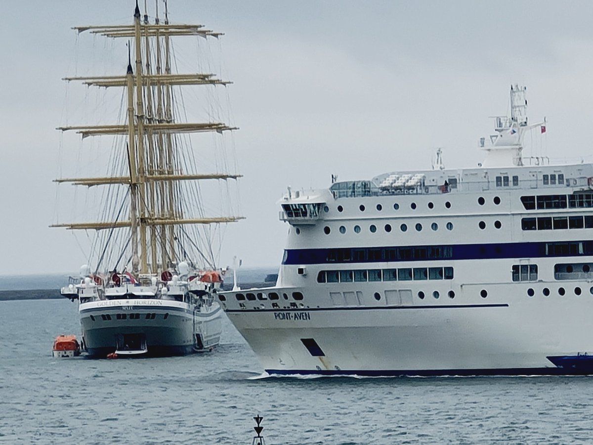 Cruise_Plymouth's tweet photo. Thank you at #GoldenHorizon @TradewindVoyage for visitng #Plymouth once again ⚓ We hope your passengers and crew enjoyed their time ashore today 😊 5 historical 🚶♂️🚶♂️ tours by @BBGuides @mayflowertownc1
#CruiseWelcomeAmbassadors #SeeGolden https://t.co/PBUKGsg8l6