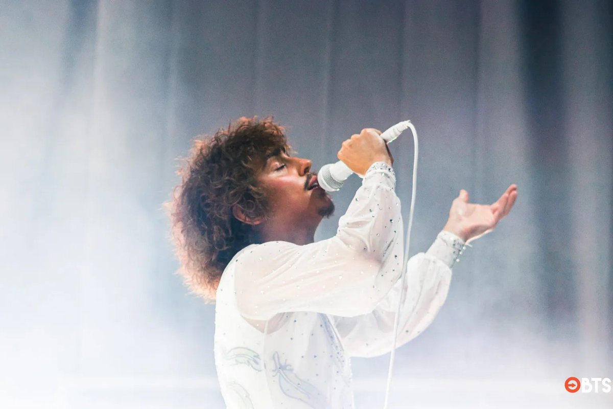 btsmag's tweet photo. .@GretaVanFleet opened the brand new @FirstBankAmp   with a bang this weekend. Check out more photos of the show here. https://t.co/JpWI0w1ar0 https://t.co/pYhnn8gk9k