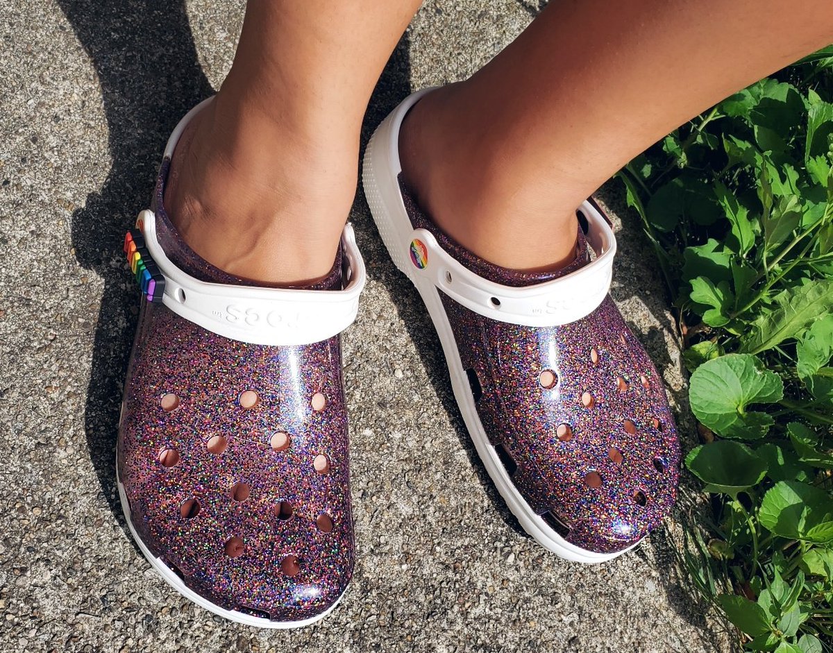 ra_quel_quel's tweet photo. New @Crocs Photo Dump
Don't ask me about numbers, I gotta recount πππ #CrocsQueen https://t.co/rNgthtLxkw