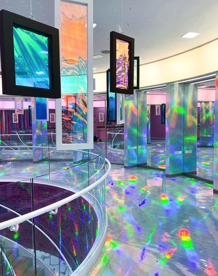 holowalls's tweet photo. Womanish exhibit in Chicago and Miami celebrating women through interactive art experiences adds our Holo-Sheen holographic film to the floors and panels for a unique visual experience. #art #womanishexperience #Exhibit  #holographic #floor https://t.co/2T3VOk8HAf