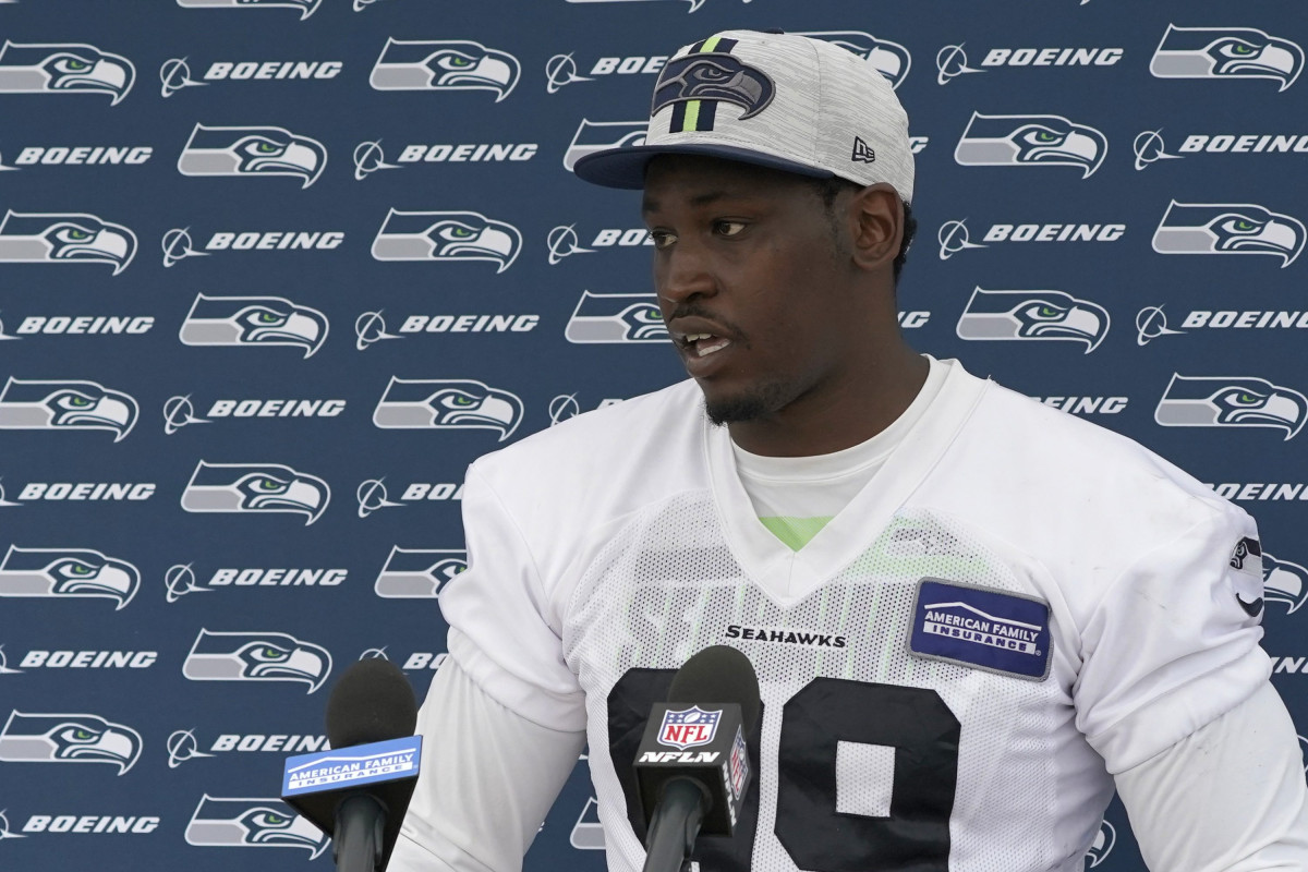 Seahawks cut Aldon Smith over off field matter