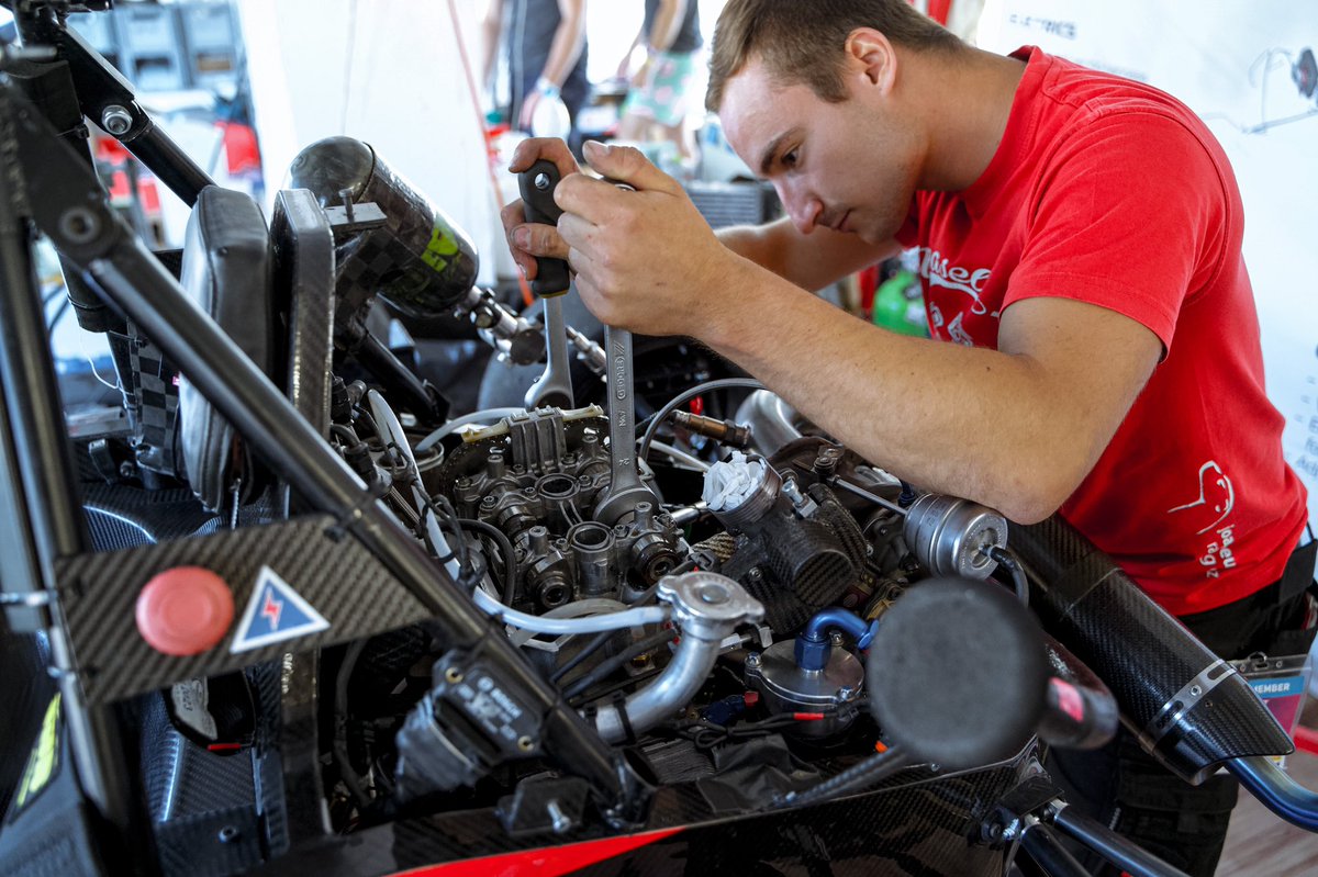 We proudly return home from <a href="/FS_East/">FSEAST</a> with following results:

🏆 2nd Place Static Overall
🏆 2nd Place Cost and Manufacturing
🏆 3rd Place Engineering Design
🏆 1st Place Acceleration
🏆 3rd Place Skid pad
🏆 3rd Place Autocross

Overall: 8th
Endurance: DNF 🥲

#FSE #FSEast