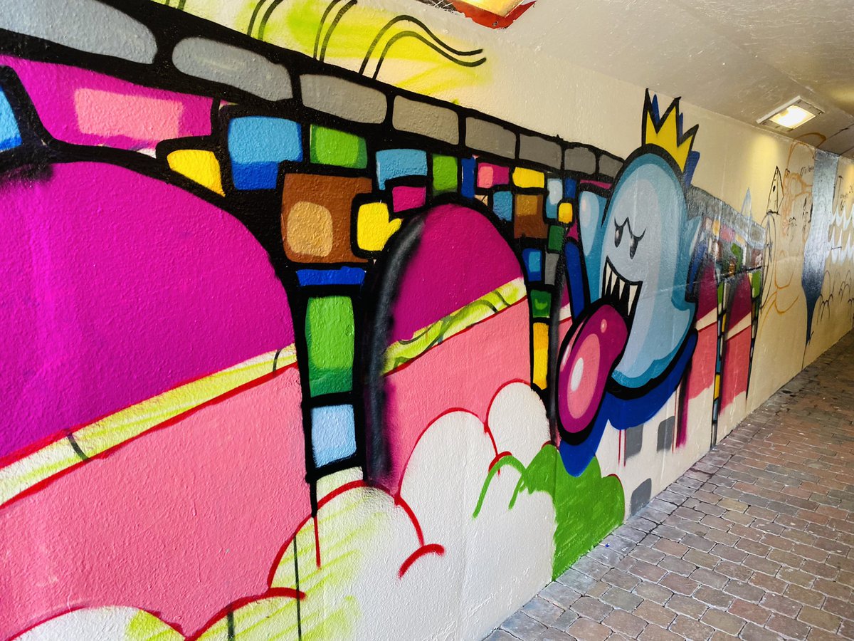 jturnbull76's tweet photo. Day three of the young peoples mural in Kilmarnock and the response from the community has been overwhelming. There is a huge energy in East Ayrshire and the young people really are feeding off the comments from people passing through their exhibition. 💜🤘🏻⭐️🎉 https://t.co/sUfAK2NhCN