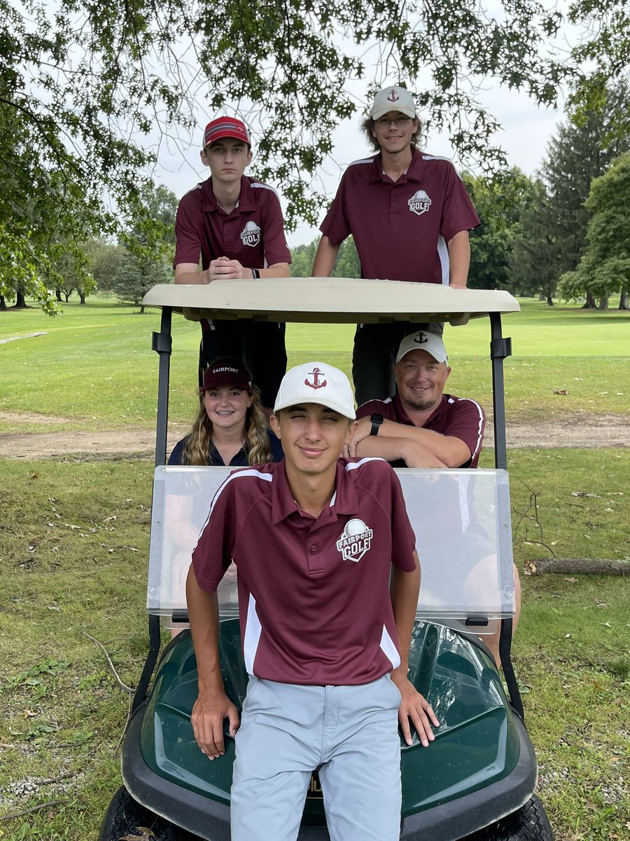 GolfFairport's tweet photo. Skipper Golf start their season going 2-0 after today’s tri match. Skippers 191, Chalker 195, Windham 225. Great job Skippers. https://t.co/ynam2dttAi