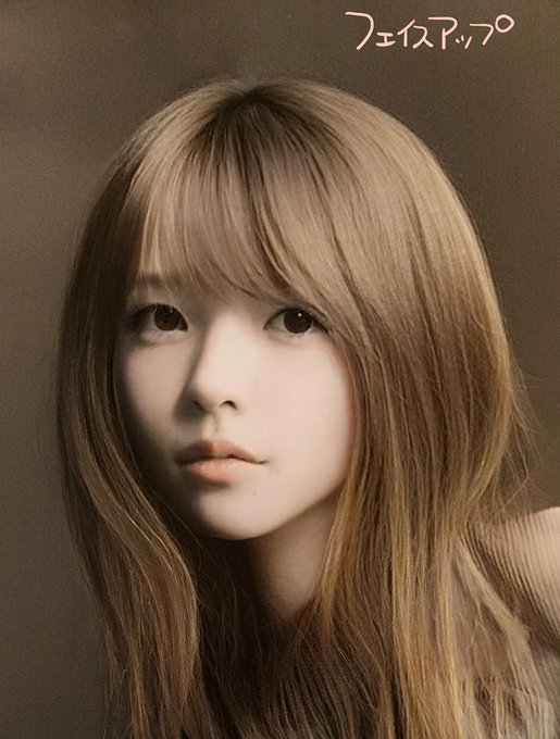 2億2千万年前の学生時代に撮った写真を漁ってたらおれを発掘したので、久しぶりにFaceAppで美少女化してみたら惚れてしまった...orz 