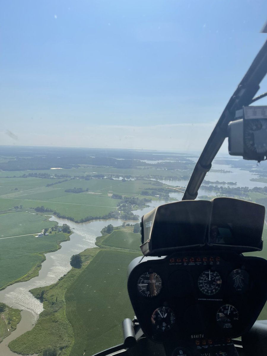 HunterLandonTV's tweet photo. My first time in #Chopper16 was a success. The best part had to have been Hunter Landon landin’ at the airport (I’ve been waiting months for that pun) https://t.co/Bc8i7zul0Z