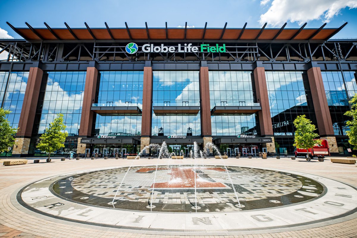 Congratulations to our trade partner <a href="/EPCIprecast/">Enterprise Precast</a> on winning the @PrecastCMA 2020 Best in Precast, Best Multi-Purpose Stadium Award for work at our <a href="/GlobeLifeField/">Globe Life Field</a>, <a href="/Rangers/">Texas Rangers</a> project! (Photo: <a href="/PhilClarkin/">Phil Clarkin</a> Photography) #BuildingExcellence #BuildingIsATeamSport