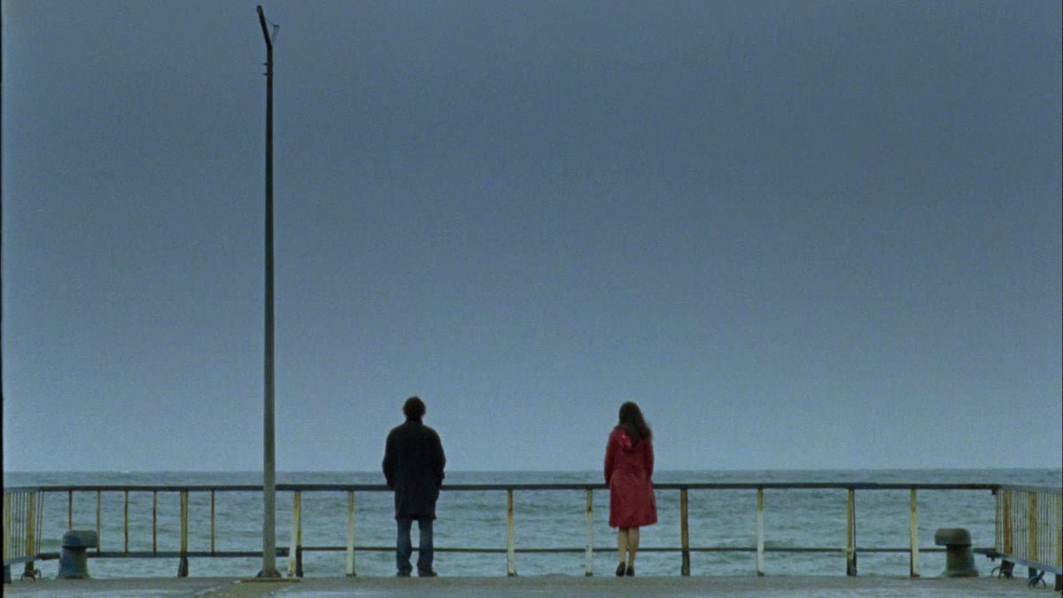 wannamovie's tweet photo. "İnsan herhalde en çok yeni bir cümle kurmaktan korkar." 

Sonbahar (Özcan Alper, 2008) https://t.co/zRONGiwIBc