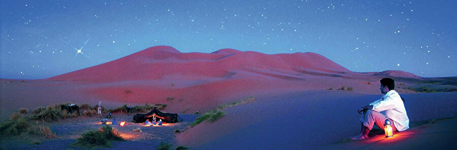 Yer yüzünü aydınlatacağız diye gök yüzü ile bağımızı kopardık, uzaya roket atsak da, aya ayak bassak da gök yüzünün ilahi yanı ile bağımız çoktan köreldi.

İdil Önemli yazdı: Önce sen şu odanın ışığını kapat

<a href="/idil_onemli/">İdil Önemli</a> bit.ly/3AD1Mg3