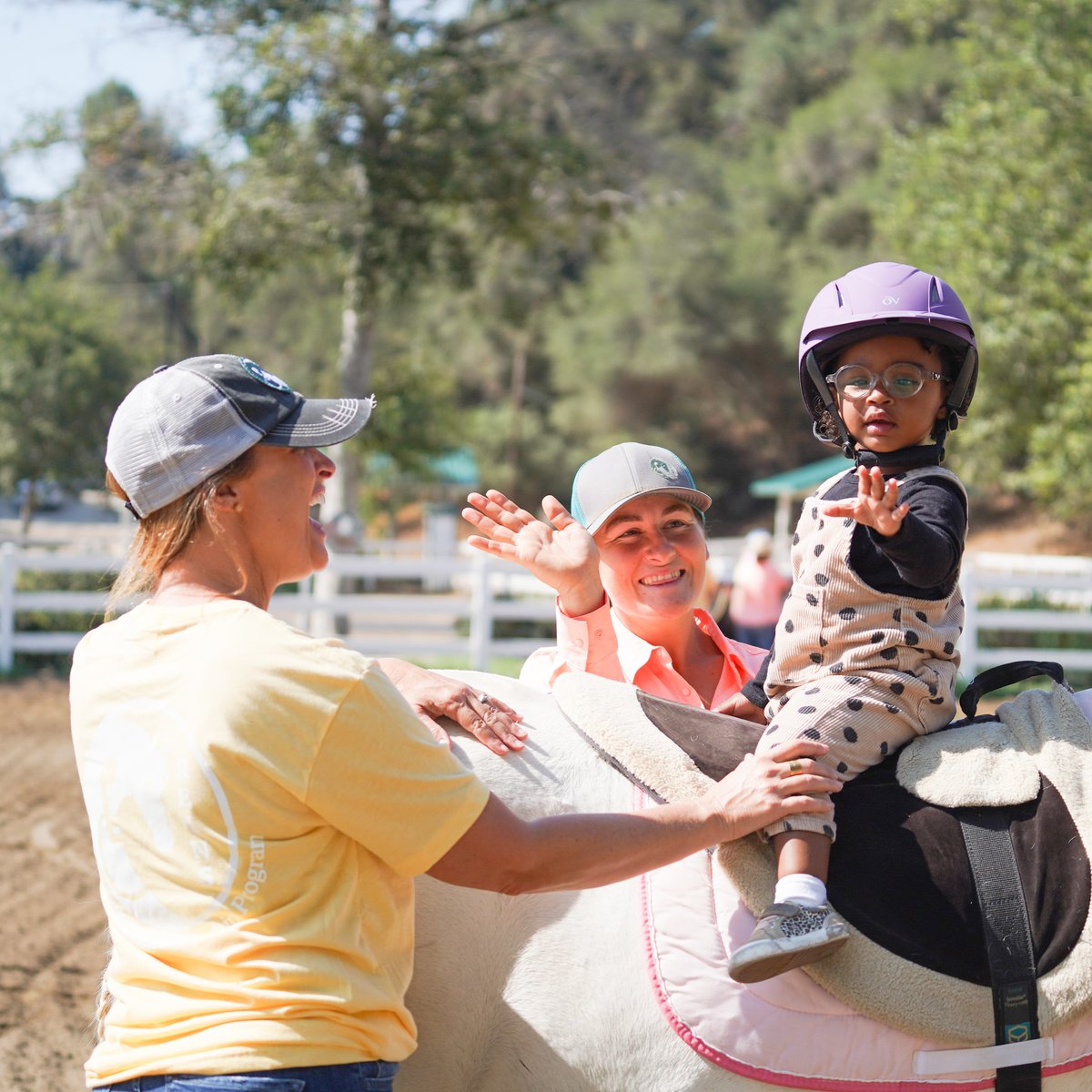 reinsprogram's tweet image. We are so very thankful to our volunteer photographers who donated their time and talent to capture so many great memories at this year's Fun Day Horse Show. Head over to reinsprogram.org for more!