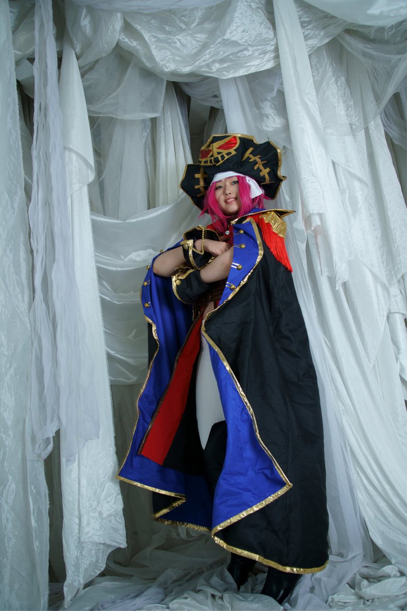 Twoucan フランシス ドレイク の注目ツイート コスプレ