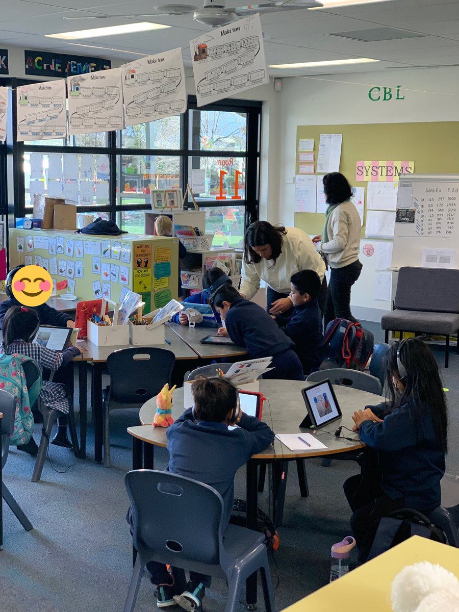 MsH_Classroom's tweet photo. Students on site today getting into the swing of remote learning - connecting with their classes, teachers and tasks very efficiently! Wonderful to see the learning happening @AitkenCreekPS https://t.co/8QYELNqbVr