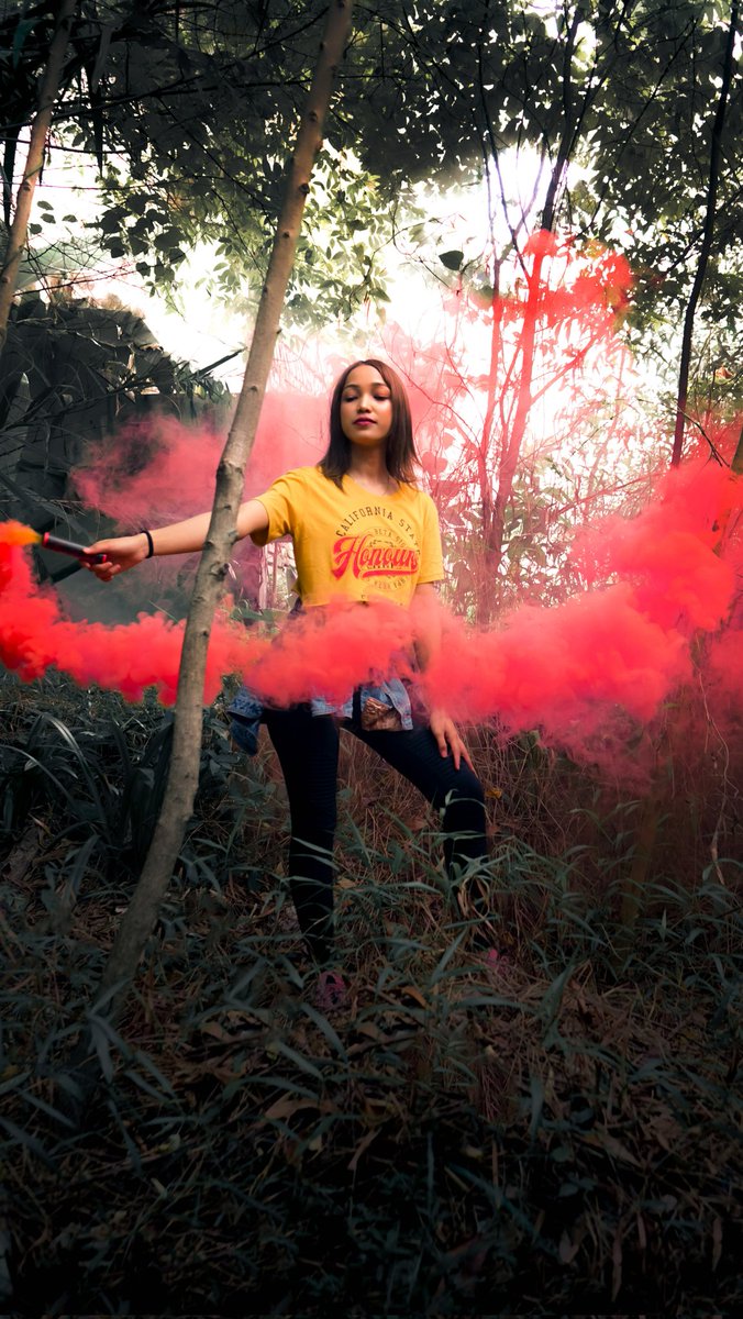 FeathersStudio's tweet photo. Photoshoot before pandemic 🚨🥺

@twt_fotografi https://t.co/OsTzF6Ww3N