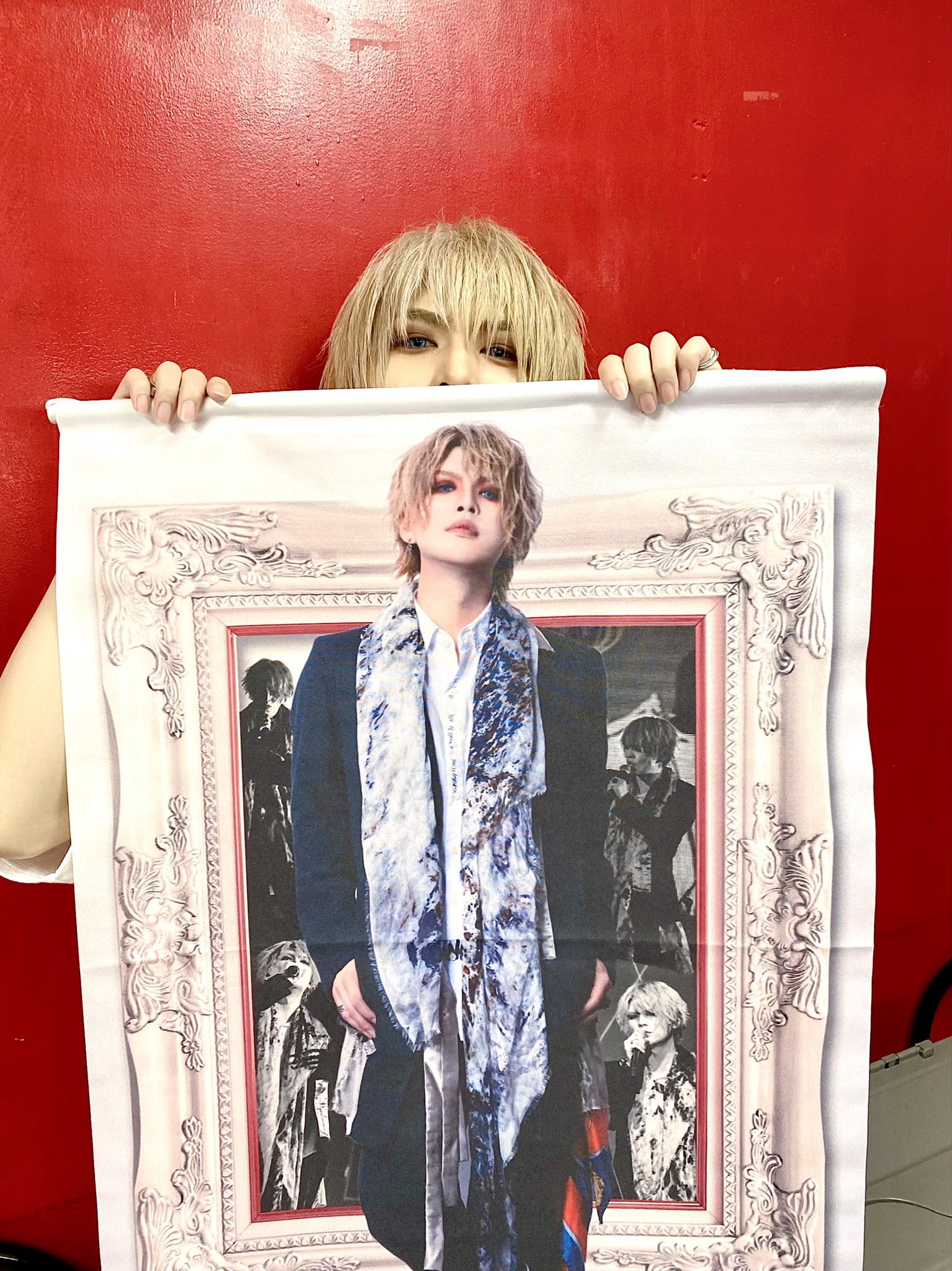 vistlip 智 タペストリー くじ vistlip official on X: 
