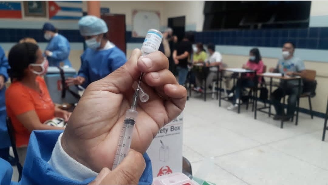 SomosVe55809243's tweet photo. #11Ago Somos Venezuela Michelena Balance Plan de Inmunización CDI Michelena

💉 1ra Dosis 55 personas 
       2da Dosis  105 personas
Total: 160 Vacunados

Convocatoria a través del Sistema Patria. Gracias a médicos y médicas CDI junto al Alcalde @PSUVElyPernia

#JuntosAvanzam https://t.co/JBR9XCZMnQ