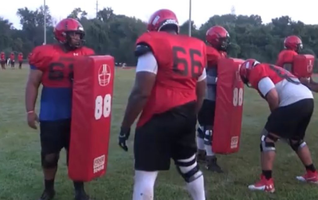 2022 NFL Draft Prospect Interview: Jared Aiken, LT, Winston-Salem State University nfldraftdiamonds.com/2021/08/jared-… #NFL #NFLDraftNews
