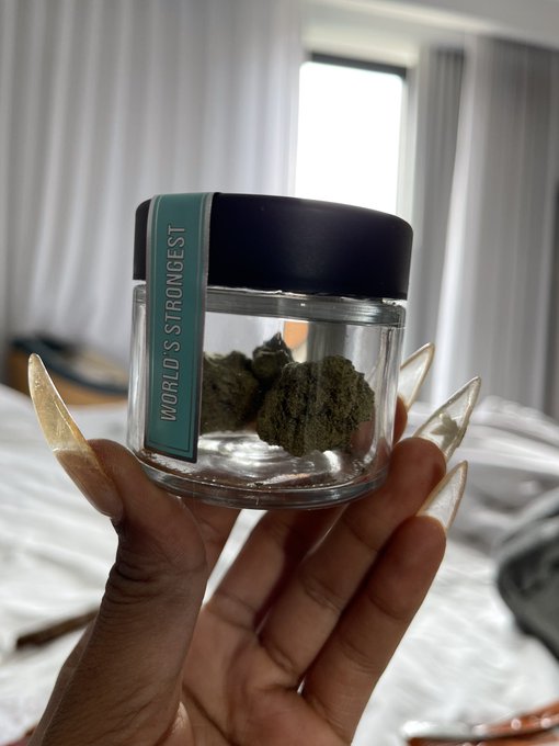 Currently ❤️&zwj;🔥 https://t.co/oYMSep5X8X