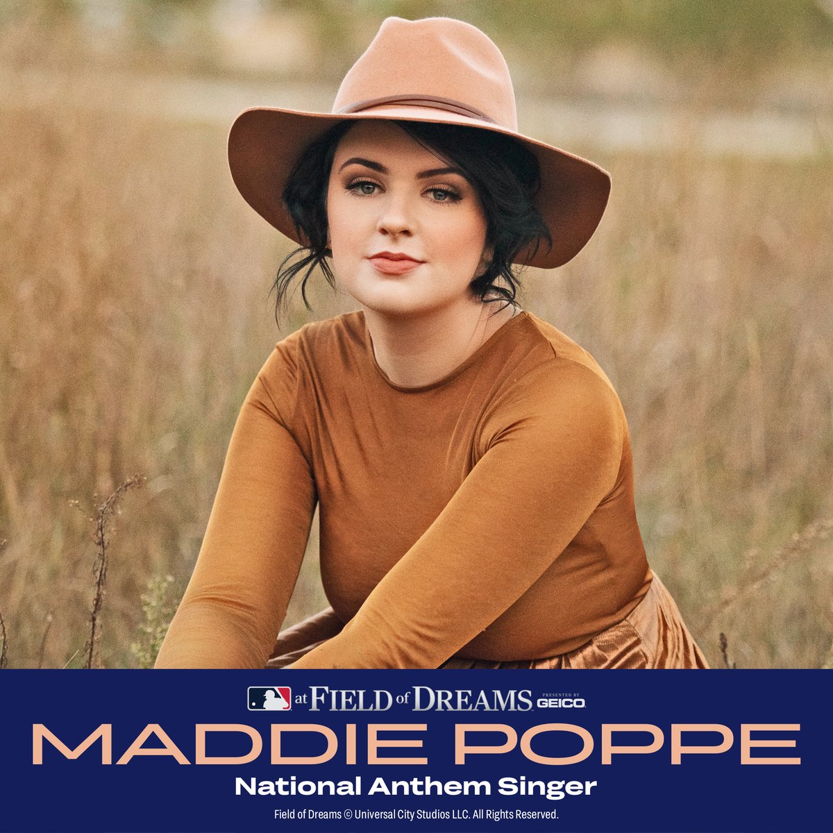 MaddiePoppe's tweet photo. Tomorrow night I’ll be performing the National Anthem at the @MLB Field of Dreams White Sox vs Yankees game! Tune in to Fox at 6pm CT! ⚾️ https://t.co/LZ5sns9afu