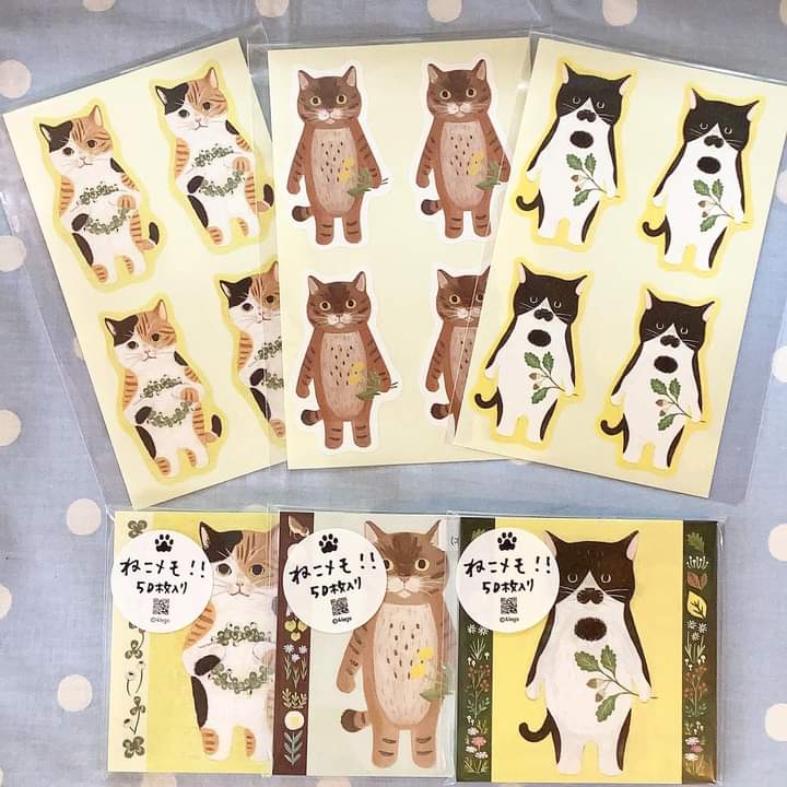 cots_johnson's tweet image. 人気のねこメモに
ねこシールも新登場！
あーーーーぺたぺた貼りたくなる！

本日8/12(木)はお休み頂きまして
明日金曜日は営業予定です。
よろしくどうぞ。

#ねこめも #ねこシール #4legs #イギリス雑貨 #cotswoldsジョンソンタウン店