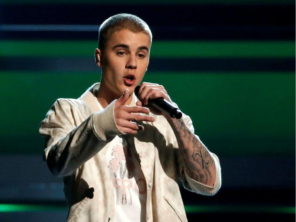 Justin Bieber tops MTV Video Music Awards nominations