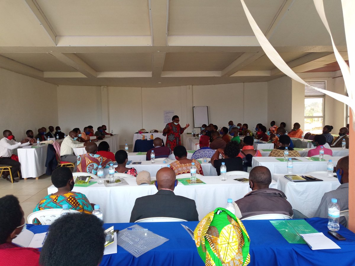 adepe_rwanda's tweet photo. ADEPE has trained #GFPs, #UWIs, #INZUs leaders from @NyabihuDistrict on #basiclaws,#genderequality,#conflictmanagement and #Mediation.
@RwandaGender @Rwanda_Justice @GenderMonitorRw @RwandaGov @LegalAid_Rwanda @FirelightFnd @unwomenrwanda @IFAD @unicefrw https://t.co/FX220lTDzv