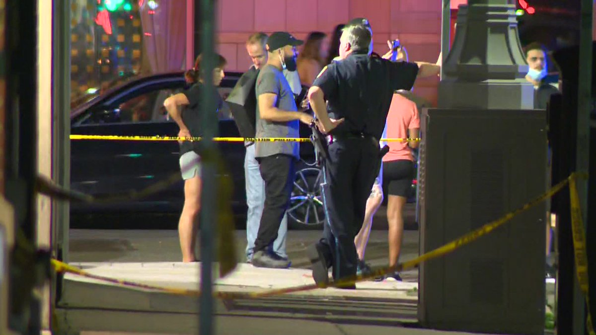 WCVB's tweet image. #BREAKING: Boston police investigating after reports of shots fired in the Back Bay. Over a dozen evidence markers placed around Fairfield Street between Boylston and Newbury Streets. 
on.wcvb.com/3iCLuh6