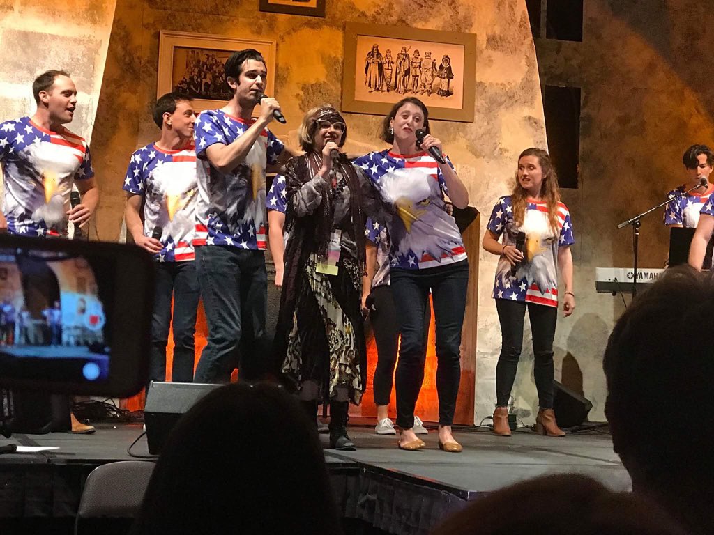 morganmulac's tweet photo. 3 years since this happened🥺🥺 I miss it!! @julsmarietells @jaimelynbeatty @Brian_Rosenthal @dylan_saunders @JoeyRichter @FunkWalk @LaurenLopez1 @thejoemoses @claark https://t.co/ceDlz43g63