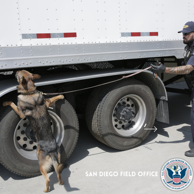 DFOSanDiegoCA's tweet photo. Largest meth drug smuggling seizure along the southwest border in history! 2.8 tons of meth and fentanyl was intercepted at #OtayMesa Port of Entry commercial facility. I am proud of our officers’ dedication on protecting our borders. https://t.co/6iNrl7jlVT https://t.co/wapxPsbV7Y