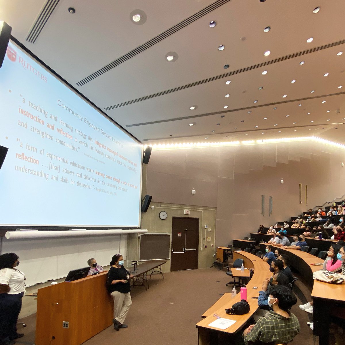 OPCCI_NJMS's tweet photo. What a privilege to share our vision of Community Engaged Service Learning &amp; showcase the amazing student-led projects @ the 2021 CESL Fair! Thank you to Henrietta Parker, @christintraba1, &amp; the M2s that helped make today a success! @Rutgers_NJMS
@anatalemd @DrJoyCox @vgcueto https://t.co/LapGL45fNQ