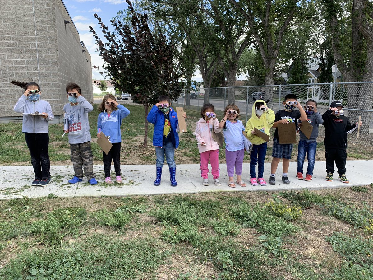 lauramccalmon's tweet photo. We had fun on our Nature Hunt today! #SummerSuccess #AllThatKidsCanBe @SacredHeartRCSD @UnitedWayRegina @RCSD_No81 https://t.co/NwUv57yv2S