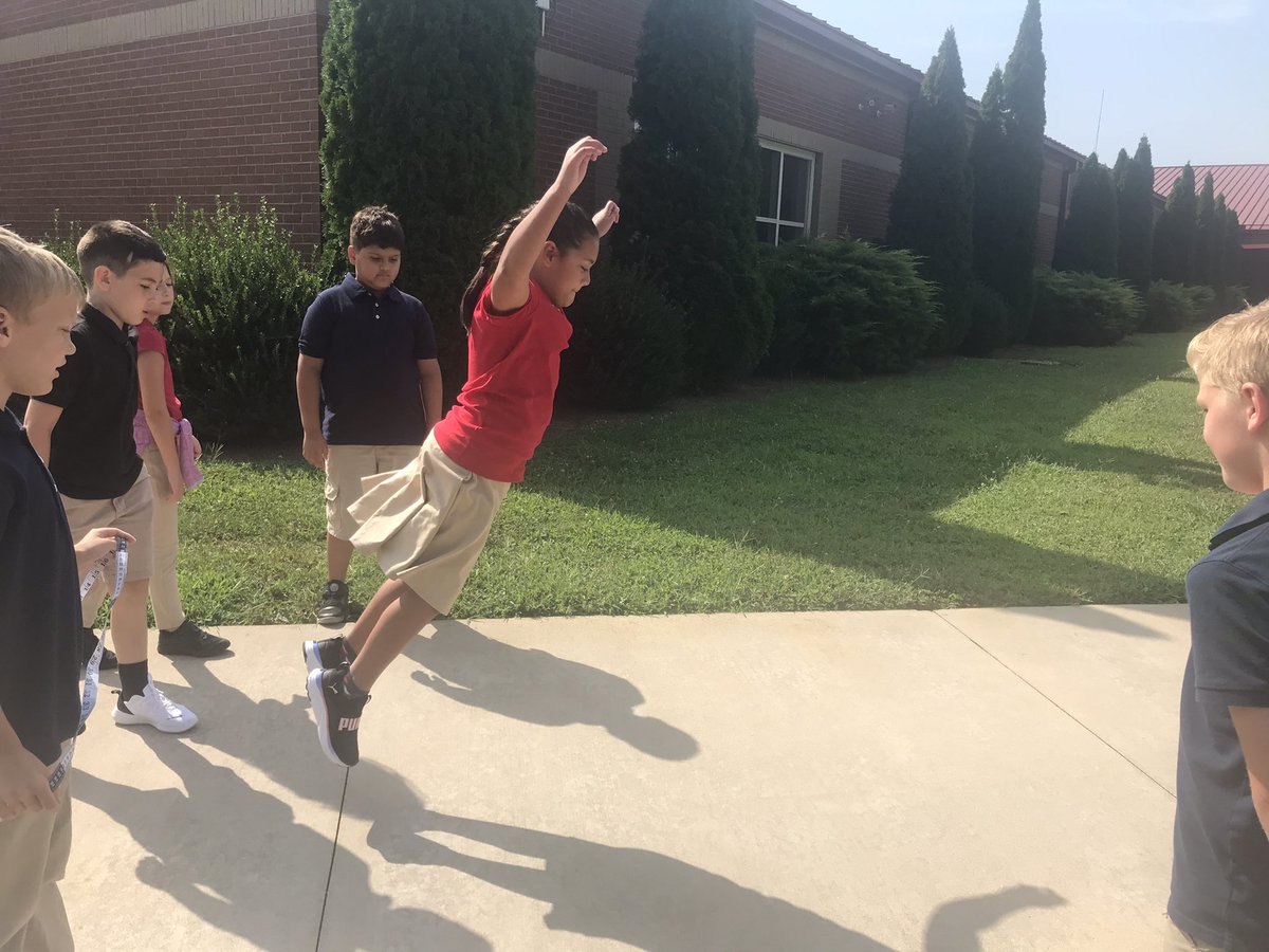 Math was a blast today!! Working together &amp; learning new content while having fun 🤩 Great work, discussion &amp; teamwork