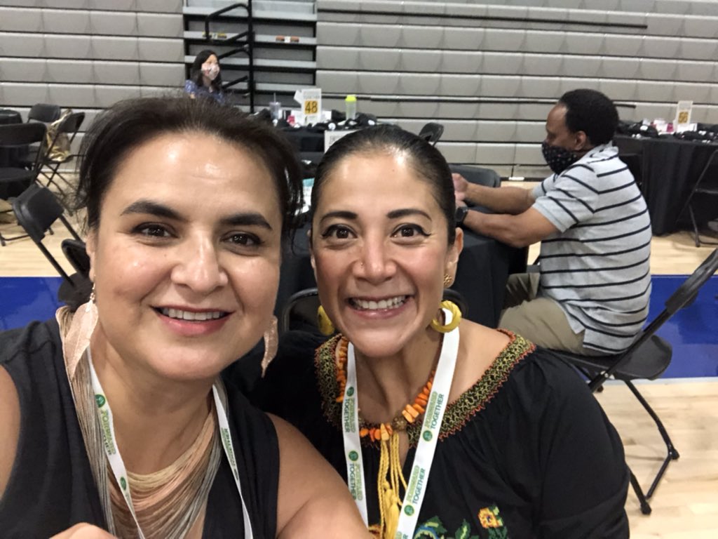 2021 PPS Leadership Institute Day 1✨Forward Together✨ #inspirational #wegotthis #juntospodemos <a href="/PPSHeadStart/">PPSHeadStart</a> <a href="/PPSConnect/">Portland Public Schools</a> <a href="/almadvel/">Alma D. Velázquez</a> @RobertDCantwell