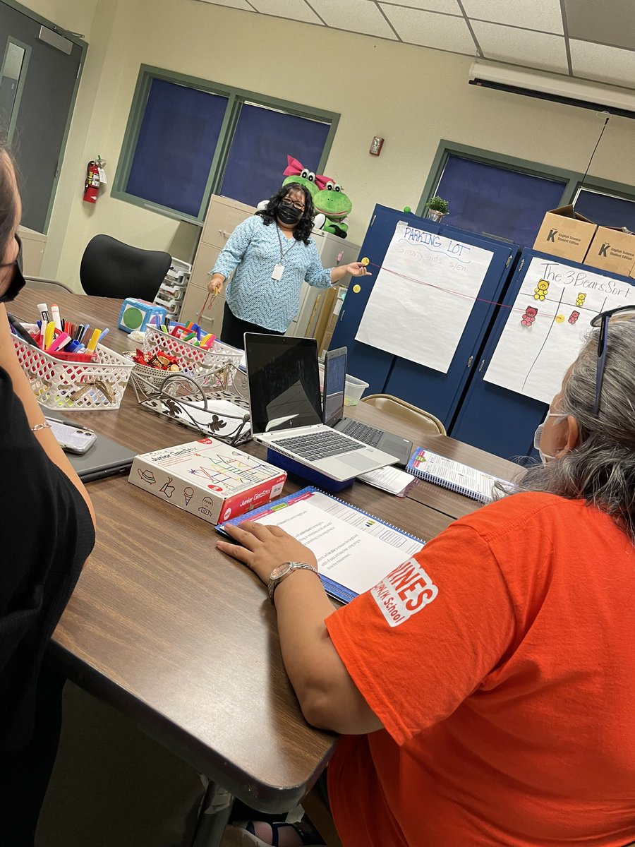 Vines_AISD's tweet photo. What a great ENVI210N Day we had!! Teachers engaged in Math Lesson Rebearsals! #VinesStrong #ENVI210N @AldineISD @Primary_AISD @Numbersense_902 @eureka_math @FrogStreet https://t.co/oSLJqtzsAU
