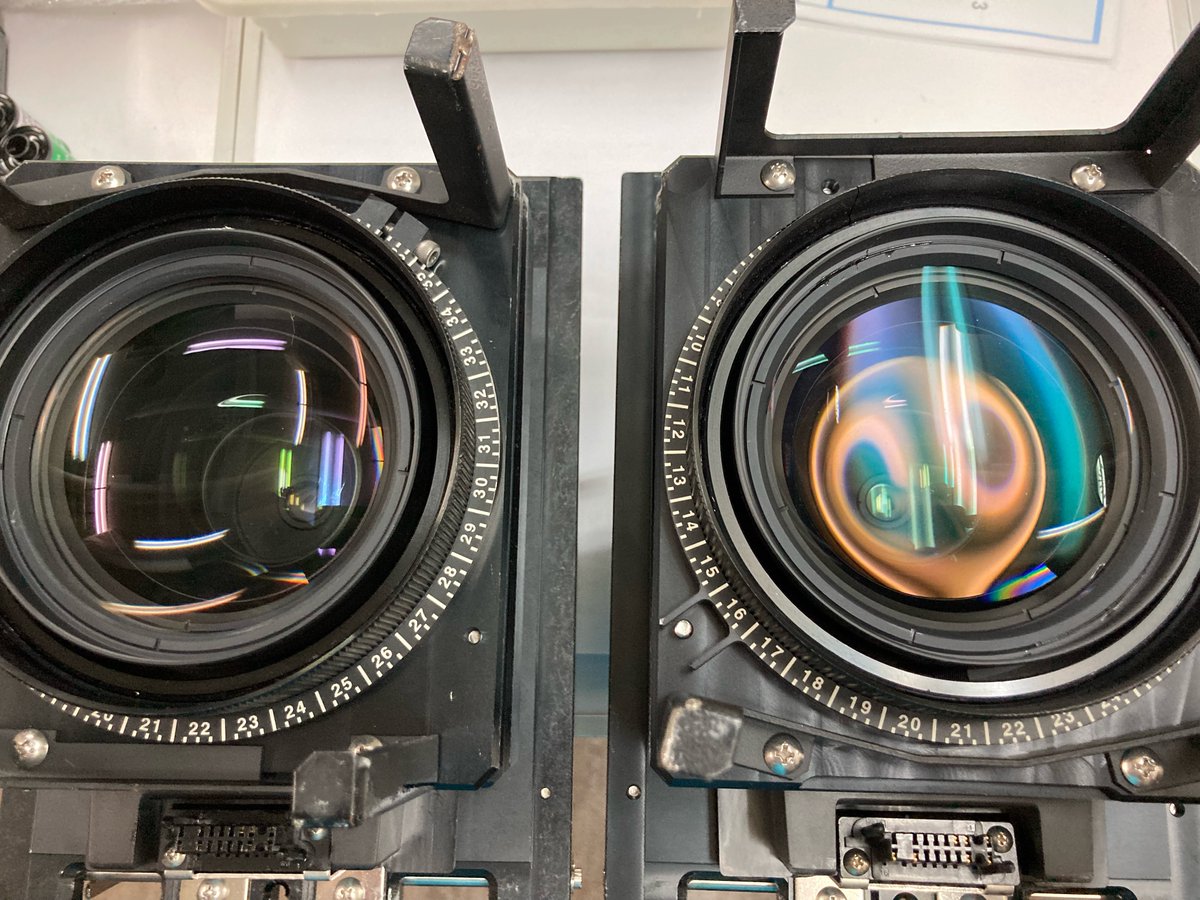 uactivestudio's tweet photo. 120用のレンズ動作異常Lensの基板ではなく本体のコントロール基板?の不具合ではないか?丸く魚眼のようにプリントが出てくる真夏のミステリー?#銀塩写真支援 #銀塩カメラ #使って応援 #Activestudio #アクティブスタジオ #ロクロク #ブローニー #2Bサイズ #シノゴ #フィルムカメラ https://t.co/zxtTfuL0y7