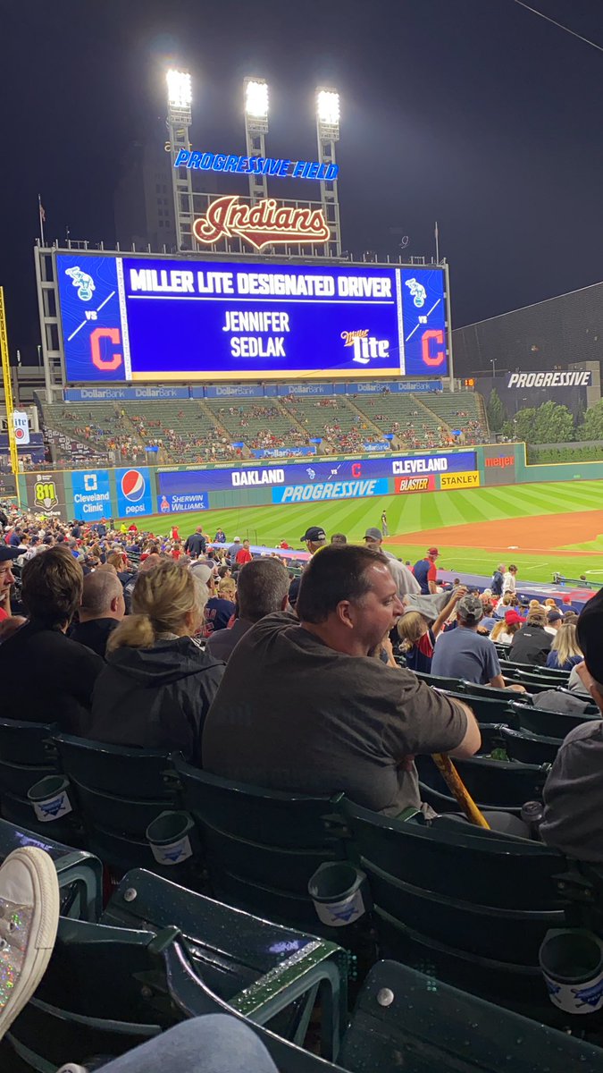 her_tease's tweet photo. Wake up. Nothing has happened besides a two out error in the first inning. Fuck im drunk https://t.co/u1ObDTTjho