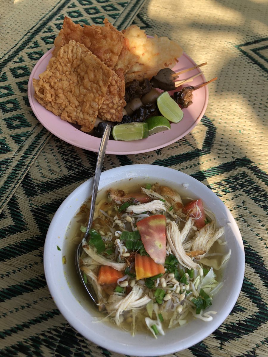 JogjaUpdate's tweet image. Soto pak Genit sapen..  
@fajarpramz