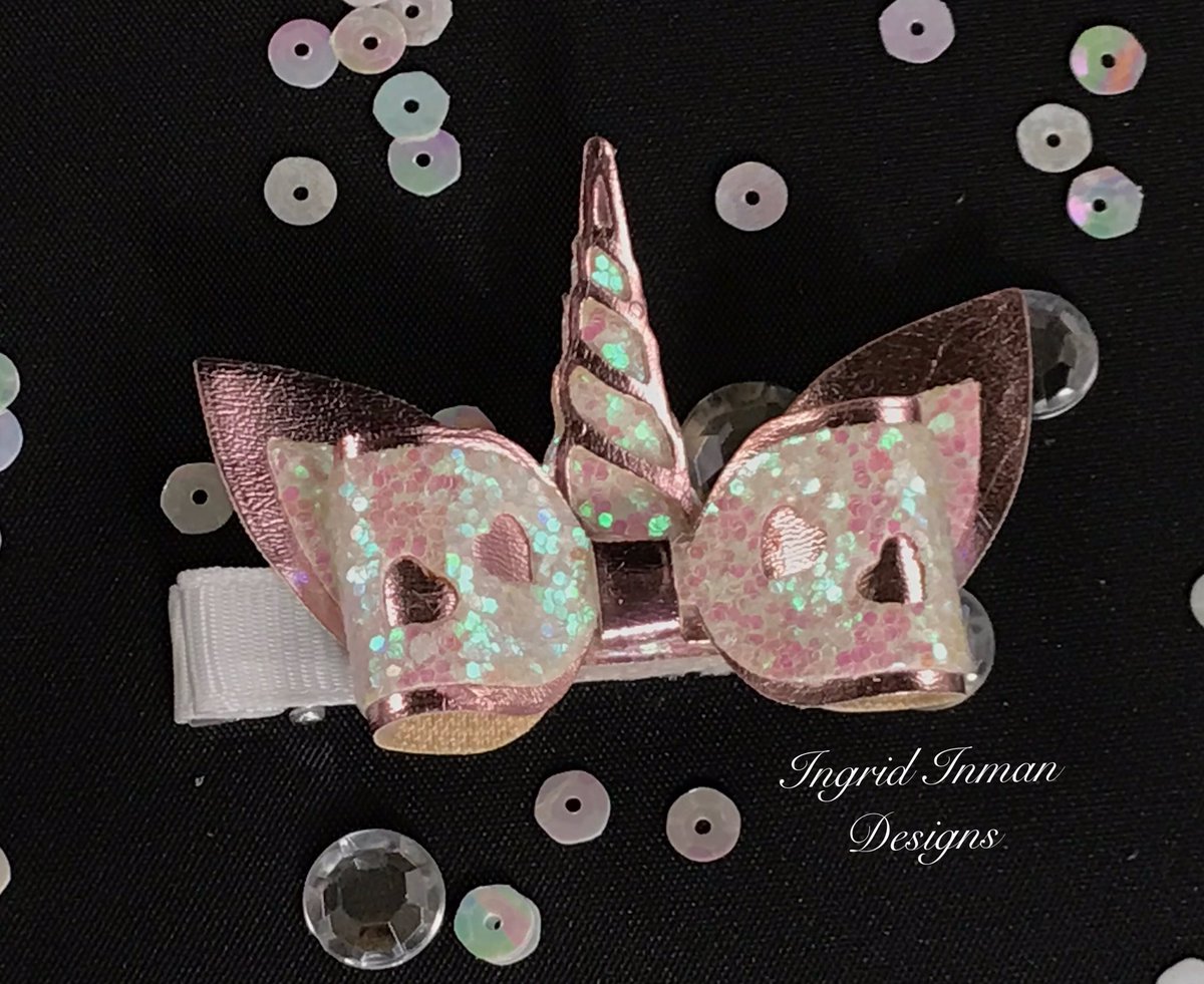 IngridInman's tweet photo. #bow #bows #handmade #ribbon #ribbons #handmadebows #yorkiesbows #yorkies #smalldog #smalldogbows https://t.co/bzv14X4TmA