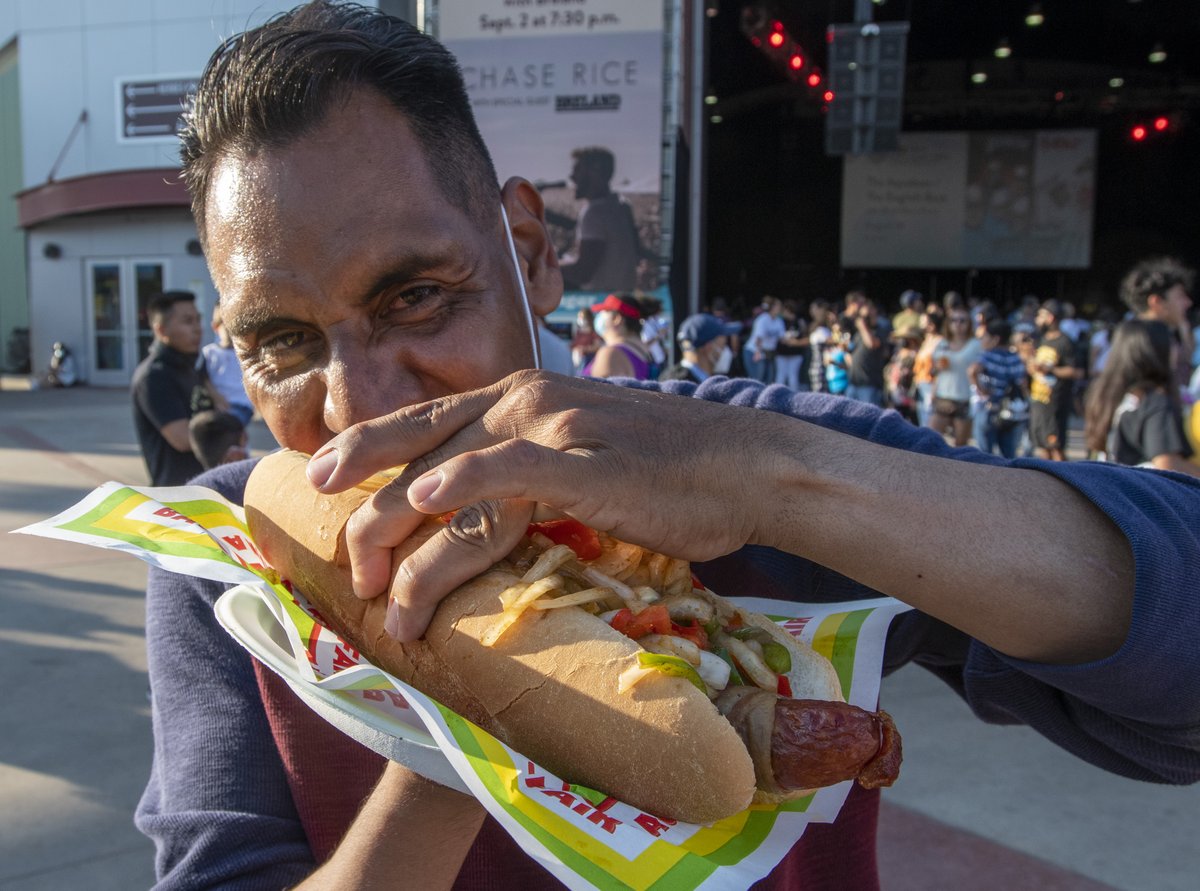 ocfair's tweet photo. Don't mind us, we're just over here drooling!! #lunchtime #ocfairfun #ocfairfood https://t.co/i9VZvnWEgw