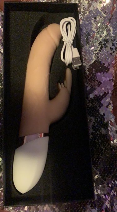 Thank you @Sextoys_Lock for the new toy‼️ Cant wait to shoot my videos😈 Findom Skype sessions femdom<a class="tags" target="_blank" title="On Twitter" href="/?out=eyJ0eXAiOiJKV1QiLCJhbGciOiJIUzUxMiJ9.eyJpYXQiOjE3MjQ1NjA1NDUsImlzcyI6InR3cG9ybnN0YXJzLmNvbSIsIm5iZiI6MTcyNDU2MDU0NSwiZXhwIjoxNzU2MDk2NTQ1LCJyZWRpcmVjdF91cmwiOiJodHRwczovL3R3aXR0ZXIuY29tL1NleHRveXNfTG9jayJ9.PT4NcCfxdc9_dQYmWPY2q9vti5WG0SSFUnwGSmxUHmr-hZWmJSjoA1i7Ts0dys9ryHSGcGhVUXvPjnROmi33_w">@Sextoys_Lock</a>