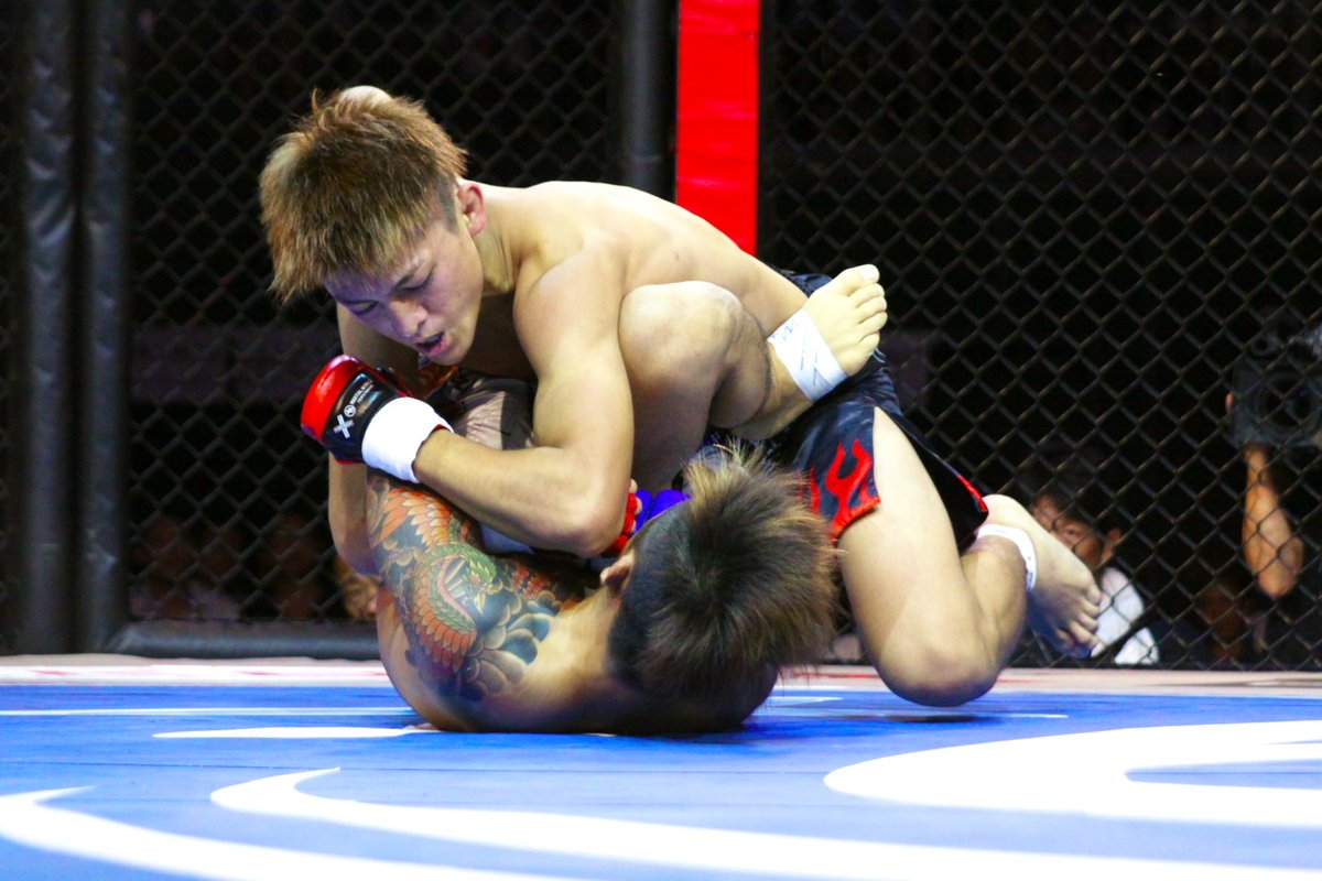 鈴木千裕 トレーニングウェア RIZIN】鈴木千裕、公開練習に“遅刻”「練習着が…」24日は王者