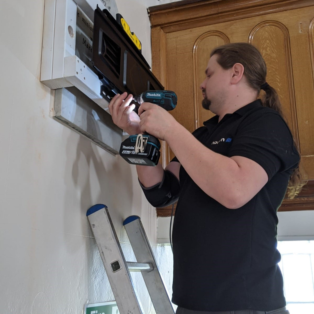 Screens were fitted at Clare Baptist Church yesterday. Training and handover being completed with the congregation today #novumav #churchinstall #churchtraining #avtraining #operationsteam #installteam #avinstall #streamingpackages #avupgrades #audioandvisual #avsystem