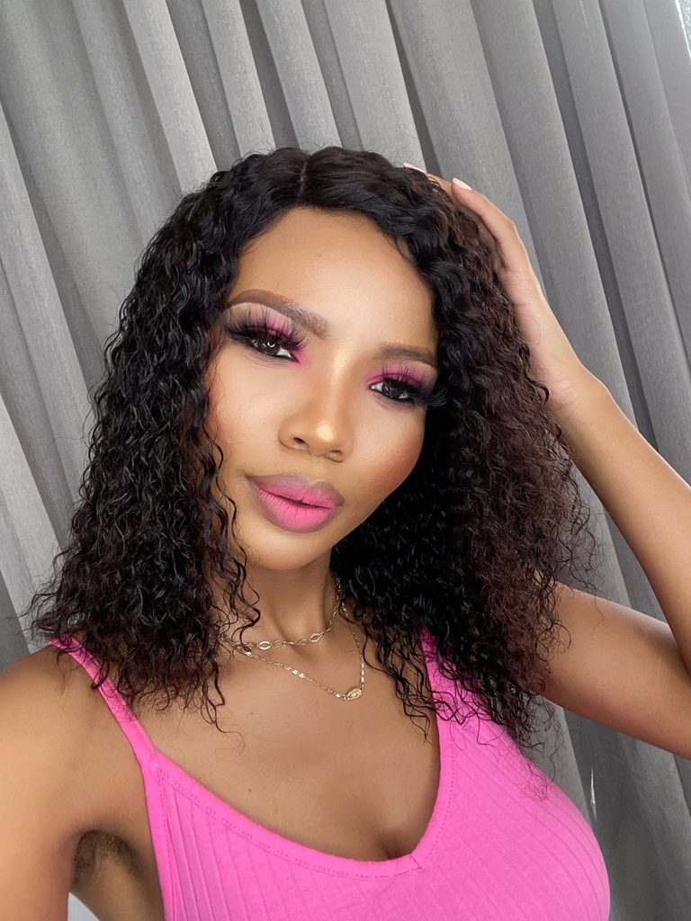 OpulentBeaute's tweet photo. The girl she knows she is! Purchase from our website https://t.co/9YmGvitdfF https://t.co/skFj4GXYRI